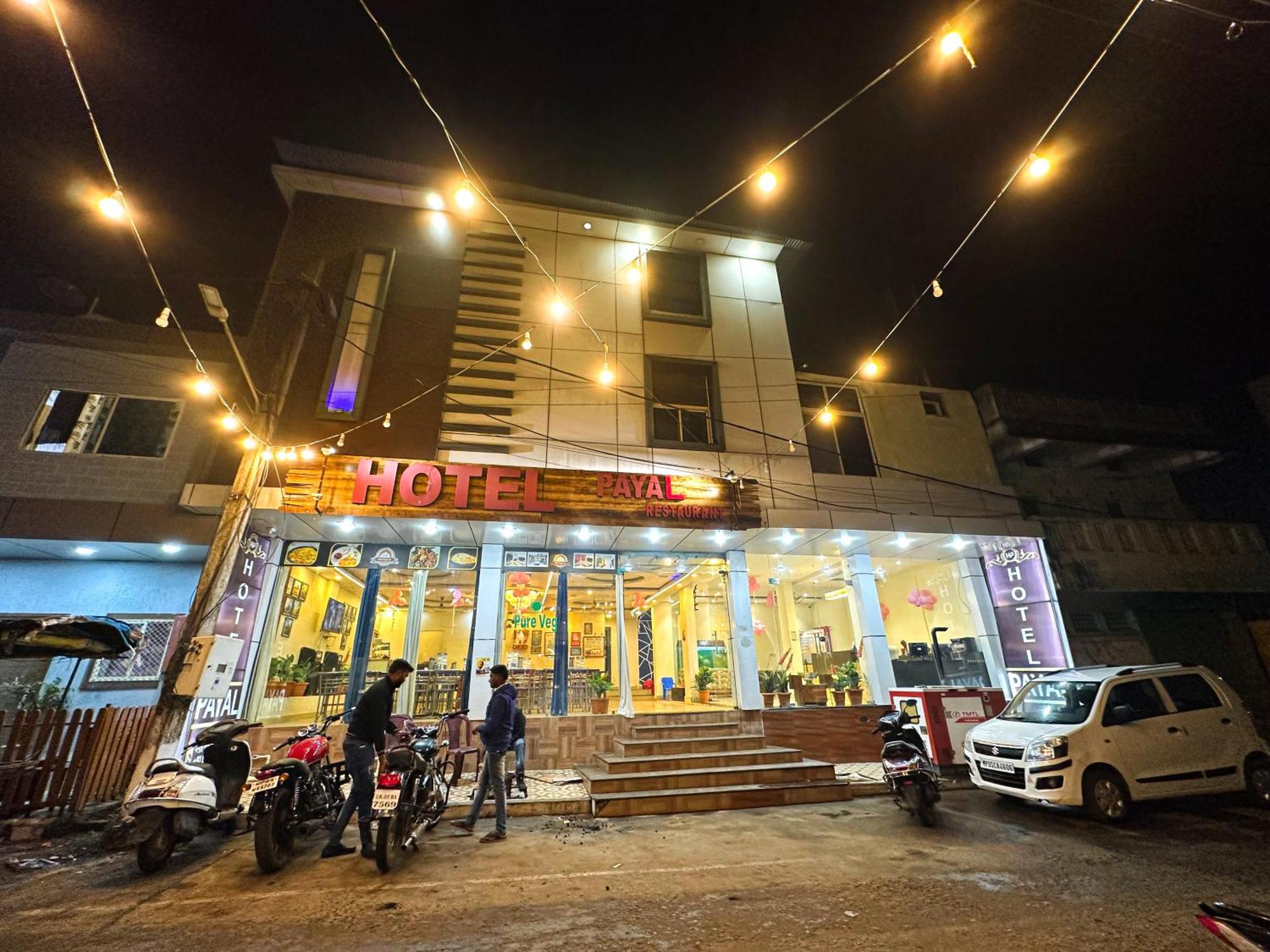 Hotel Payal & Restaurent Pachmarhi Ngoại thất bức ảnh